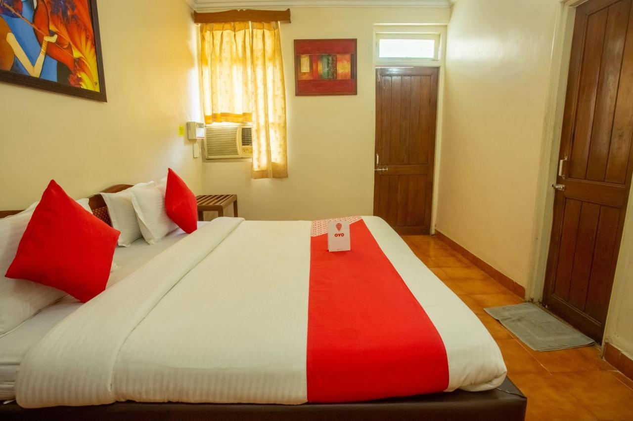 Oyo 13892 Osborne Classic Hotel 3*