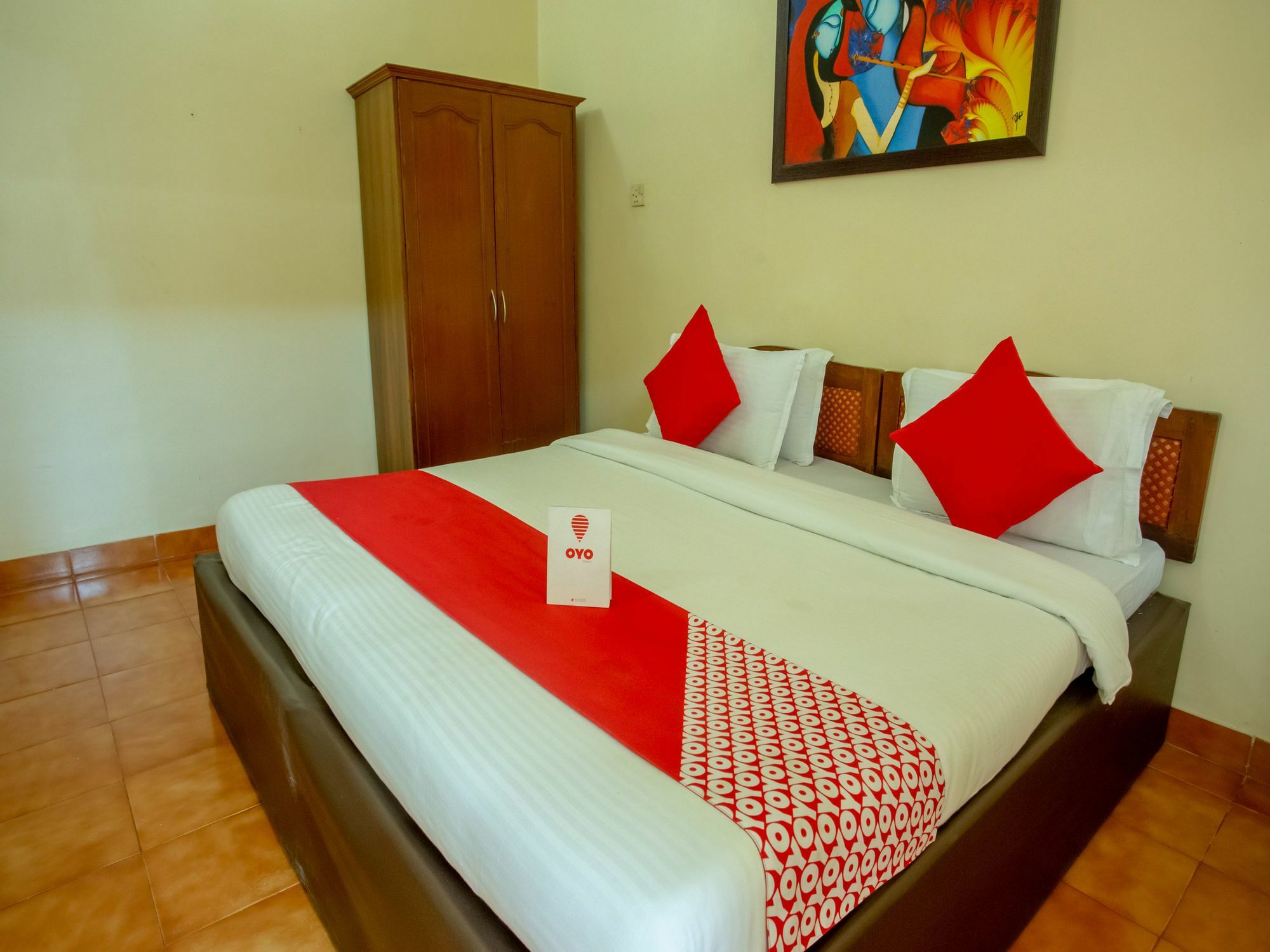 Oyo 13892 Osborne Classic Hotel 3*
